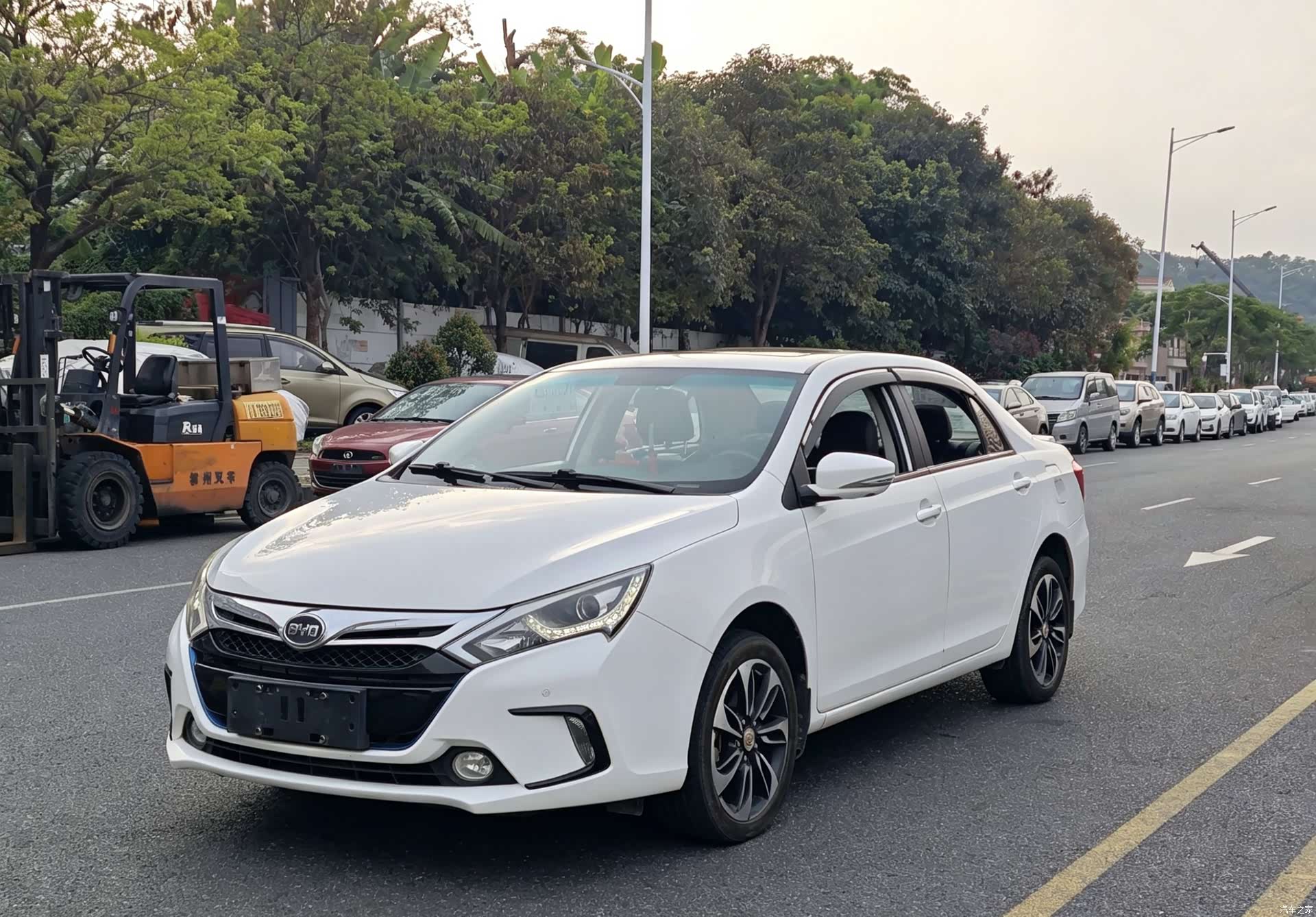 BYD Qin