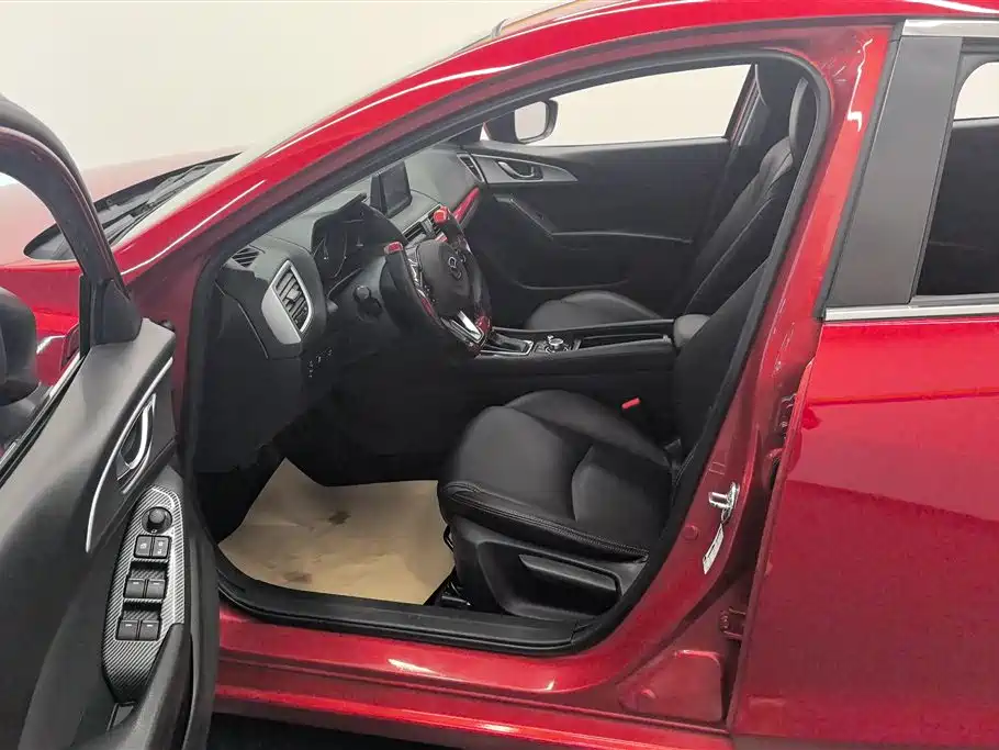 Mazda 3 Angkesaila Mazda 3 Angkesaila