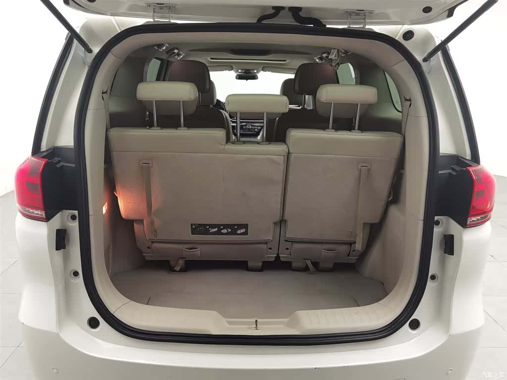 Trumpchi M8, 2018 16