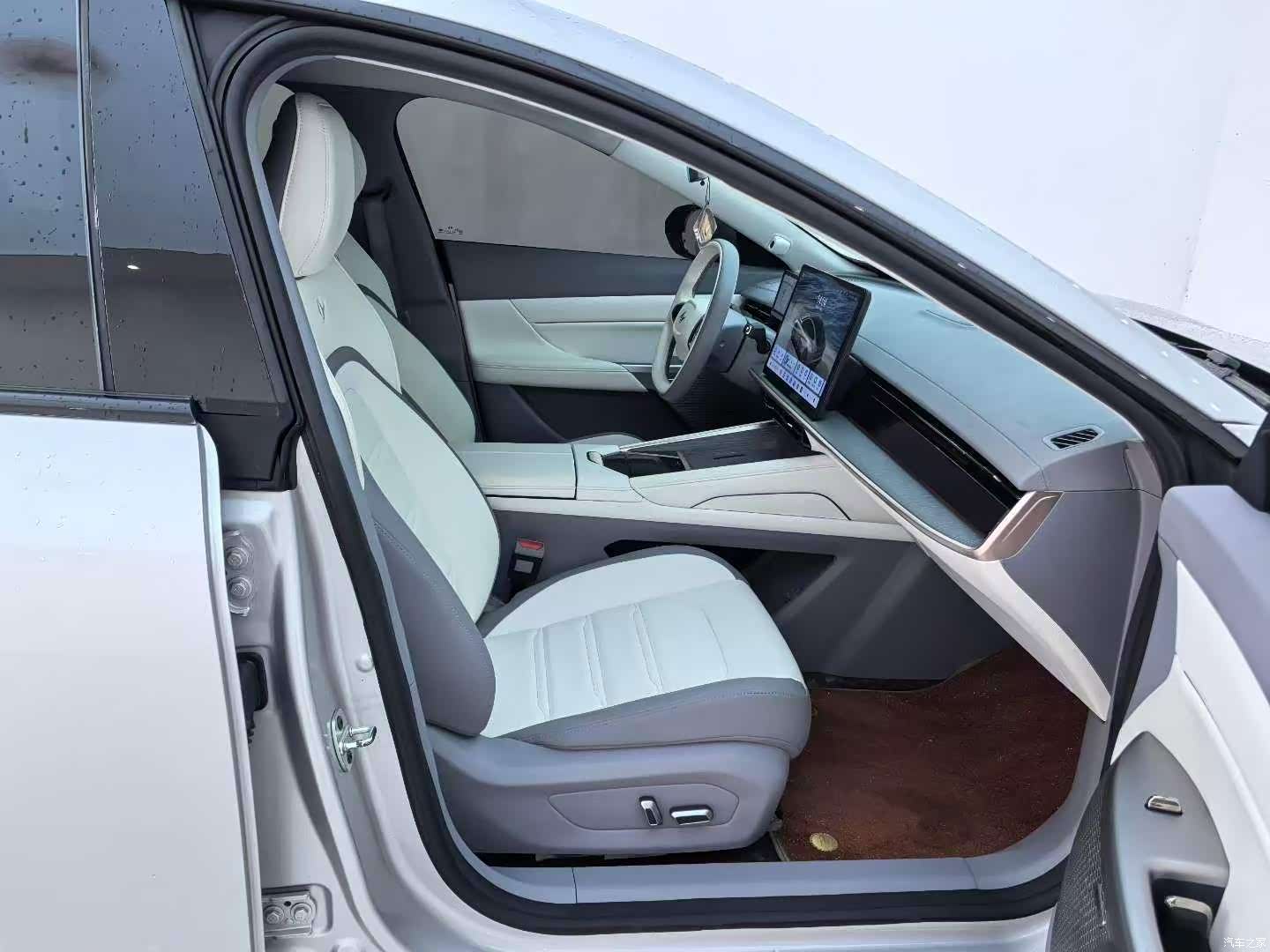 DongFeng eπ007, 2025 все фото