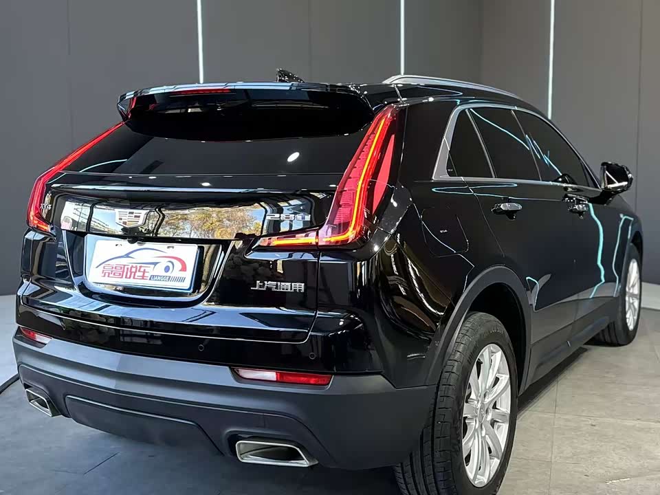 Cadillac XT4