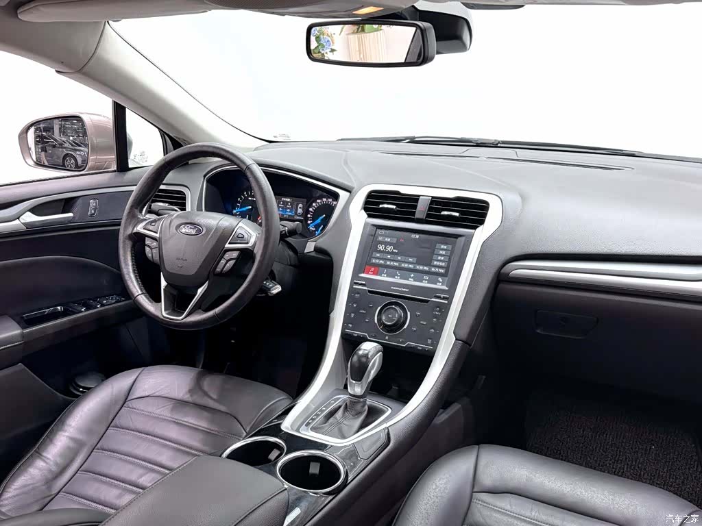 Ford Mondeo, 2015 14