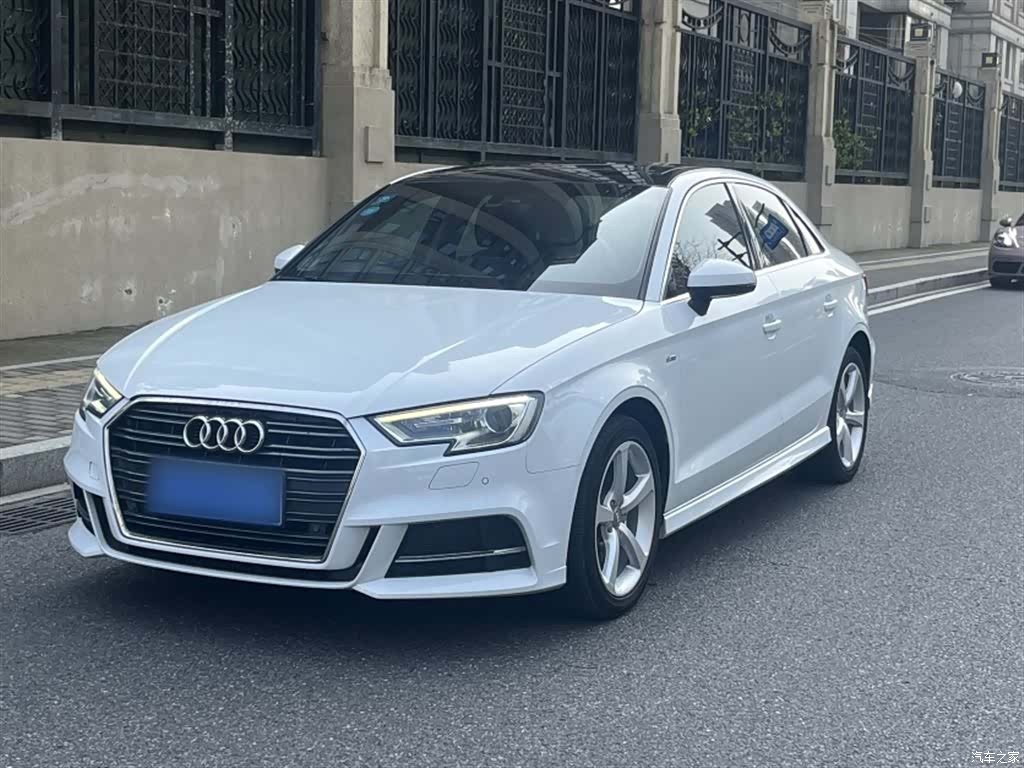 Audi A3, 2018 1