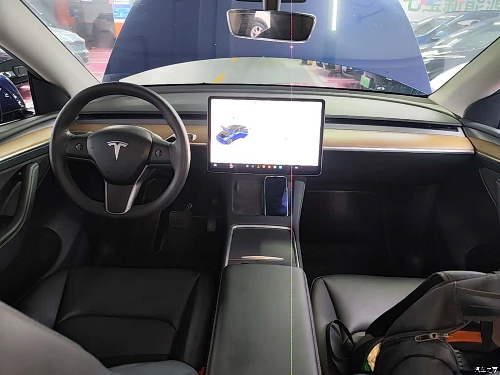Tesla Model Y, 2021 10