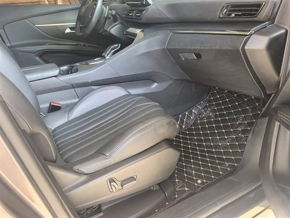 Peugeot 4008 Peugeot 4008