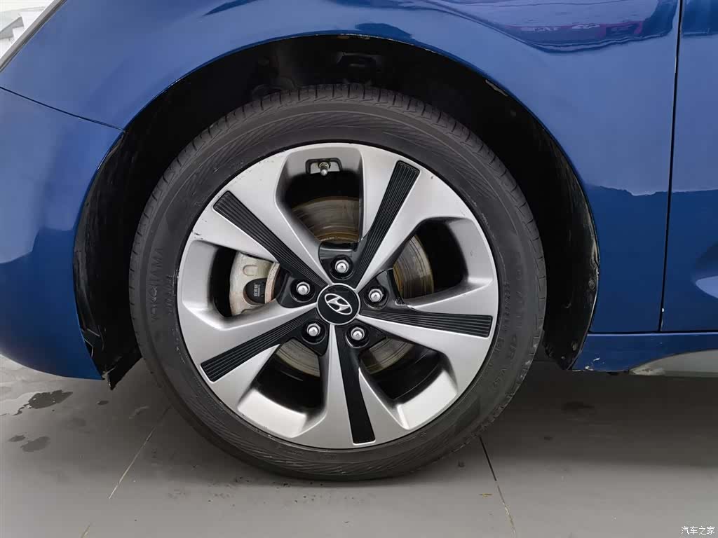 Hyundai Lafesta, 2018 17