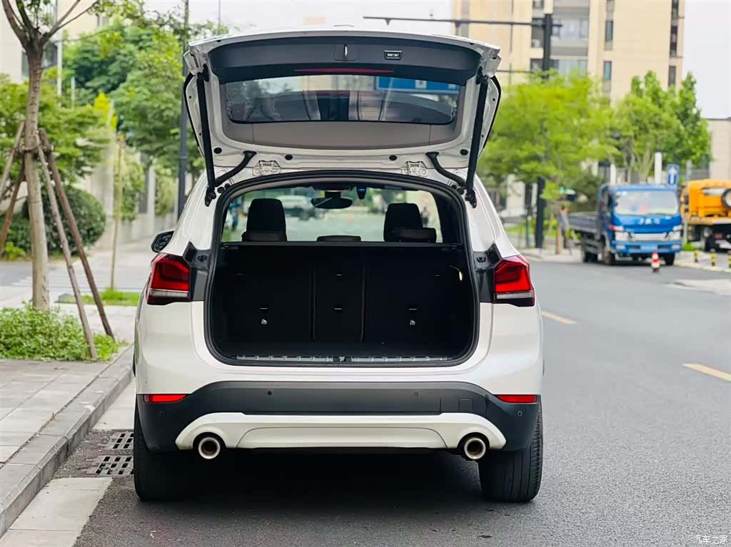 BMW X1, 2023 6