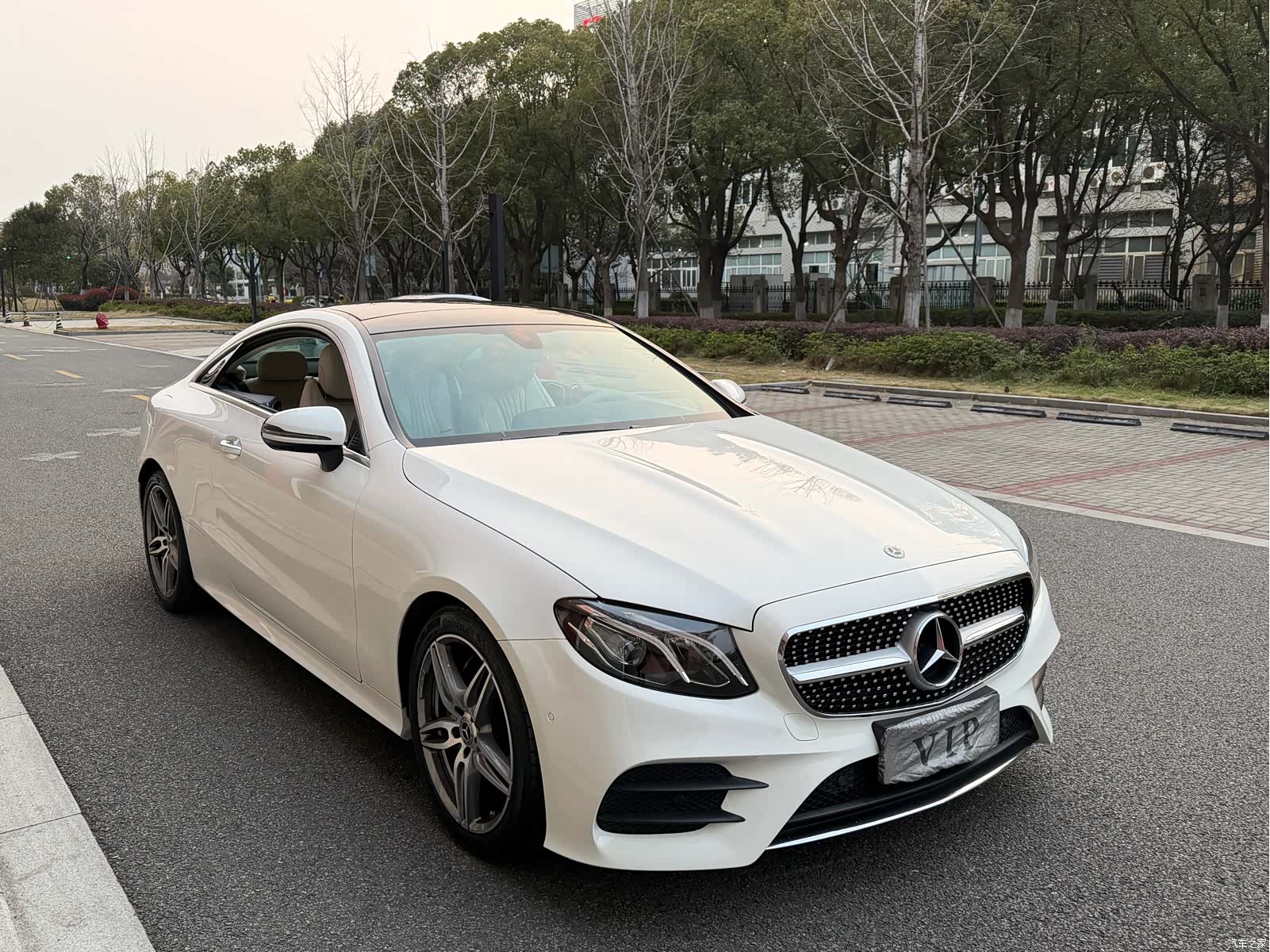 Mercedes-Benz E-Class, 2020 3