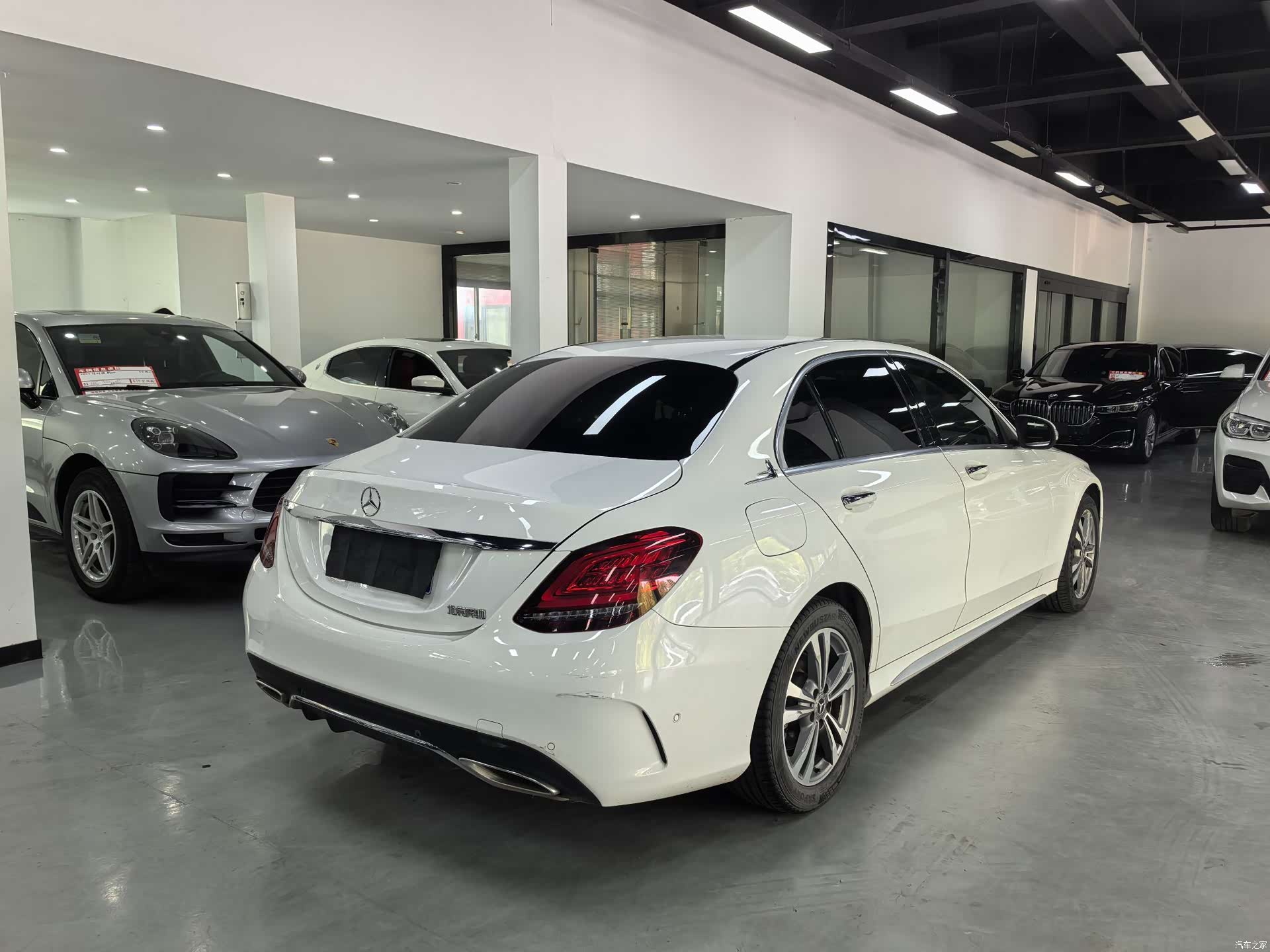 Mercedes-Benz C-Class, 2020 все фото