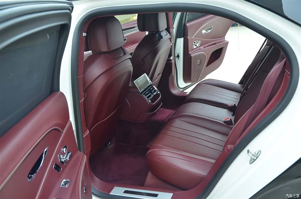 Bentley Flying Spur, 2021 6