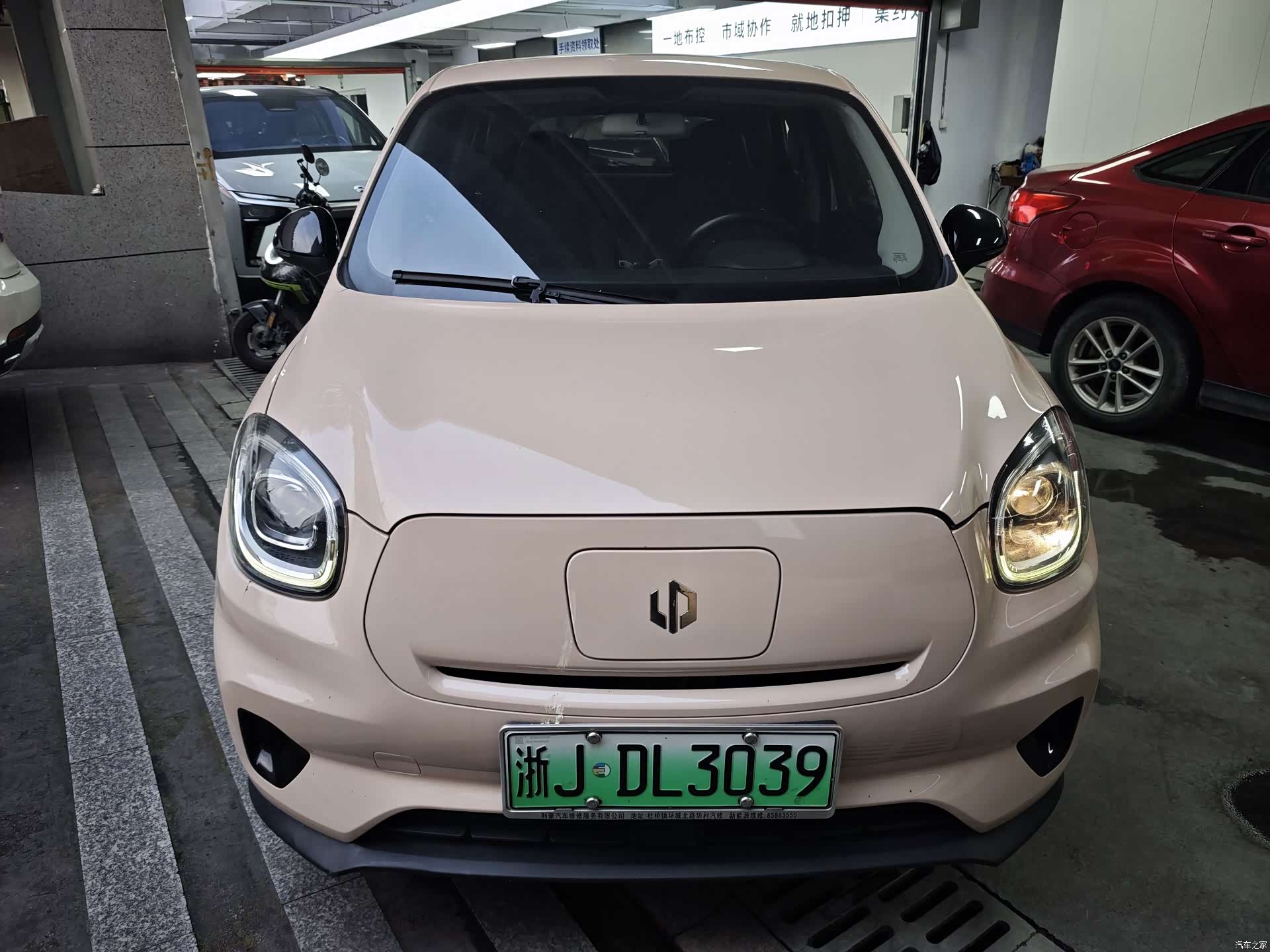 Leapmotor T03, 2022 все фото