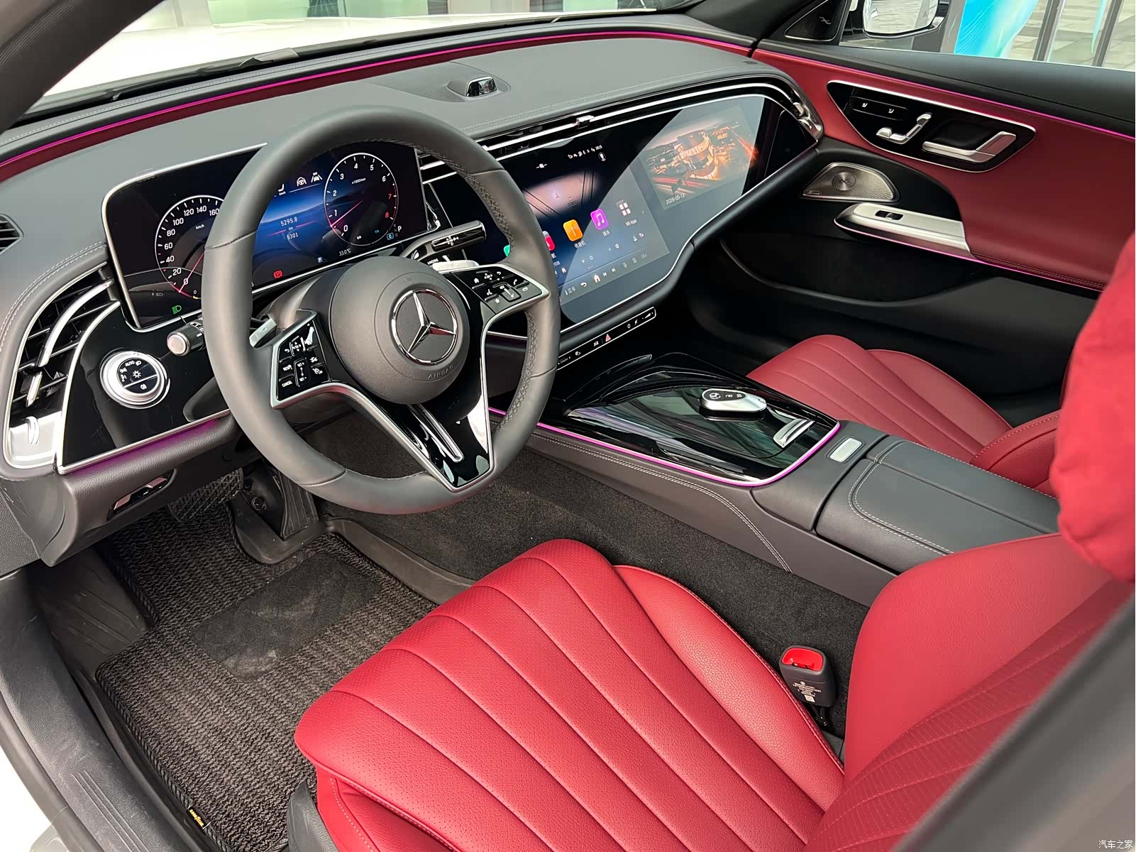Mercedes-Benz E-Class, 2025 16