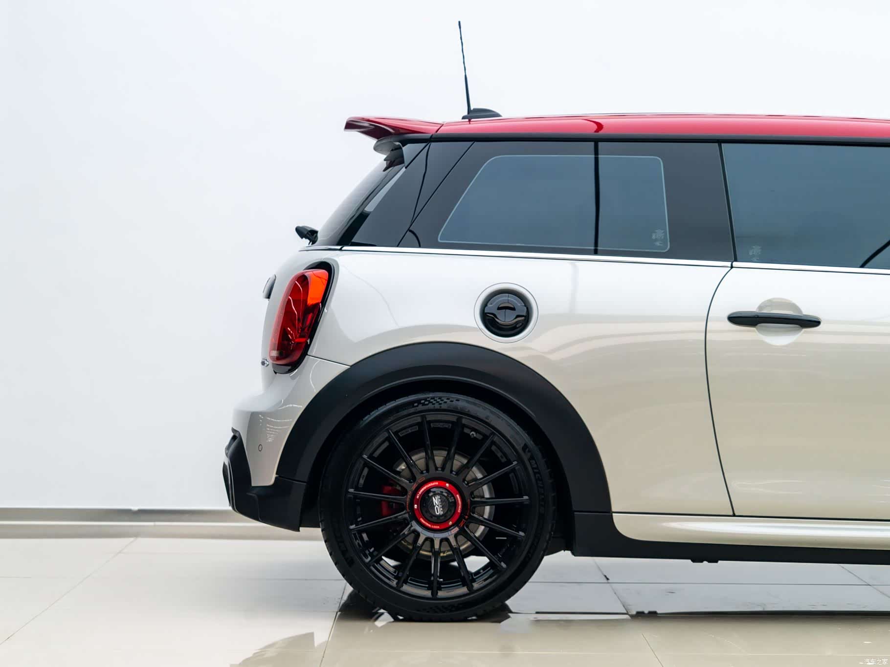 Mini Cooper, 2023 все фото
