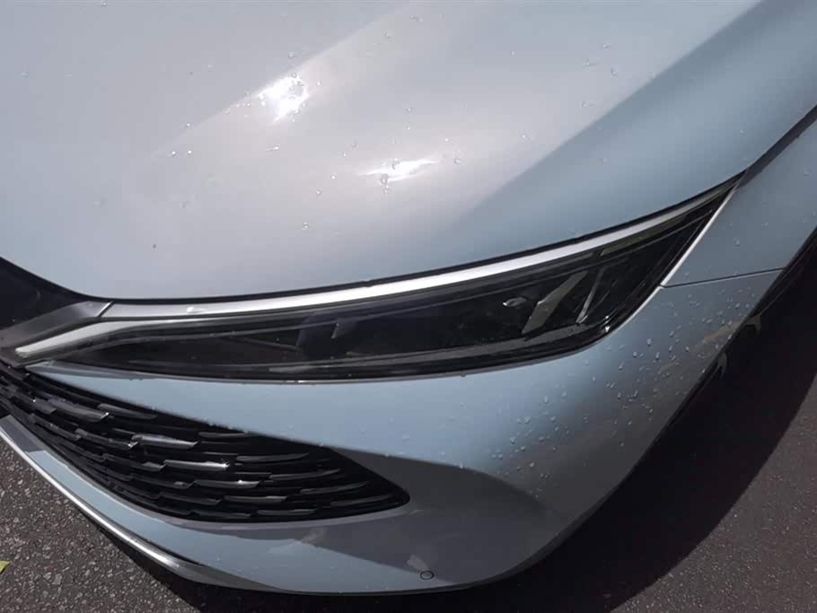 BYD Qin L BYD Qin L