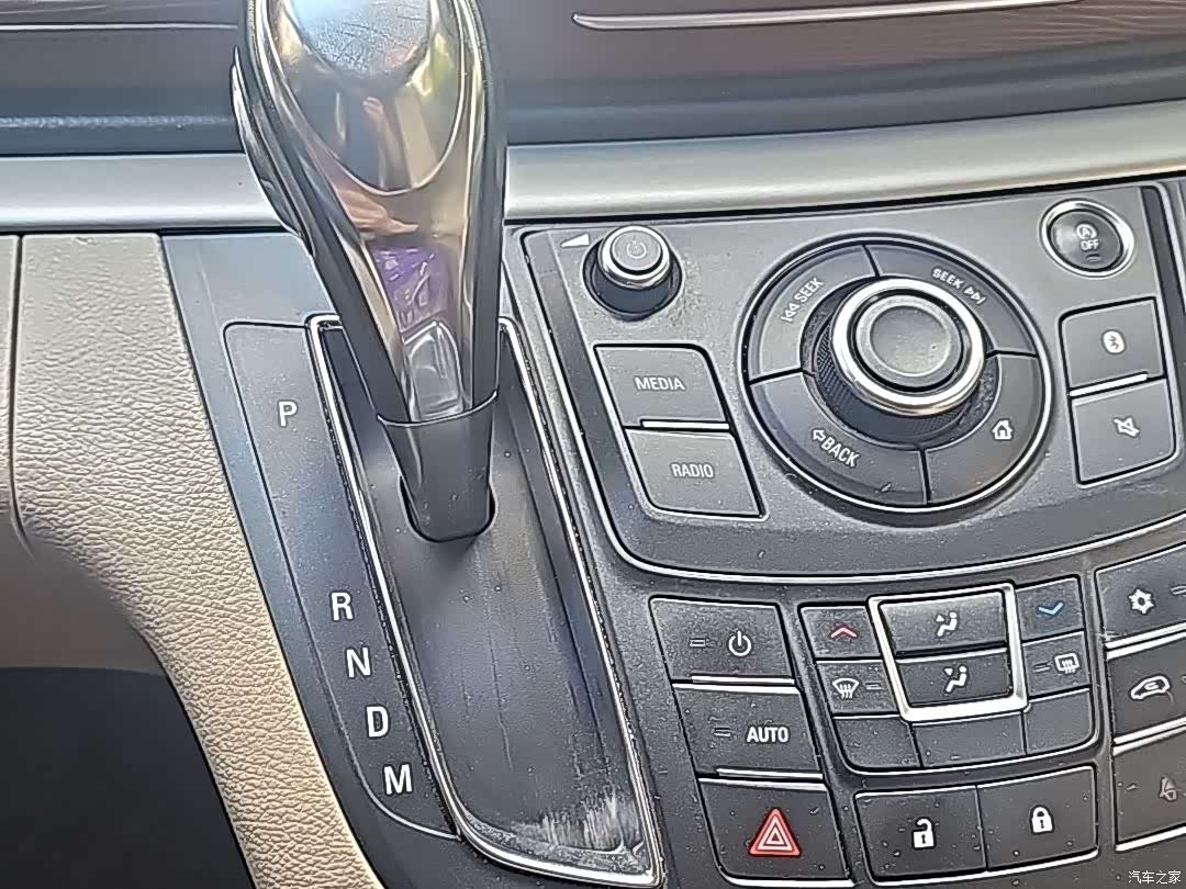 Buick GL8, 2018 14