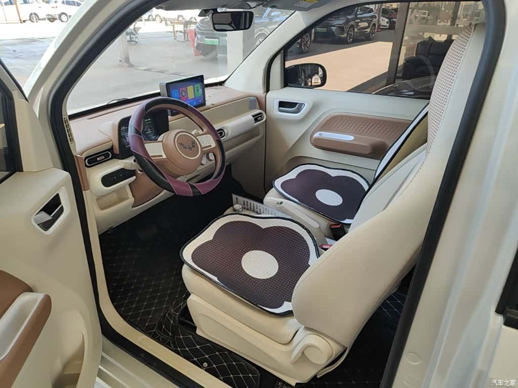 Wuling MINIEV, 2025 15