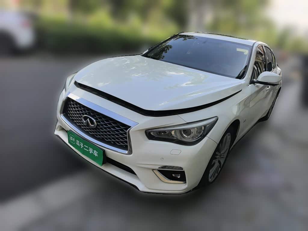 Infiniti Q50L