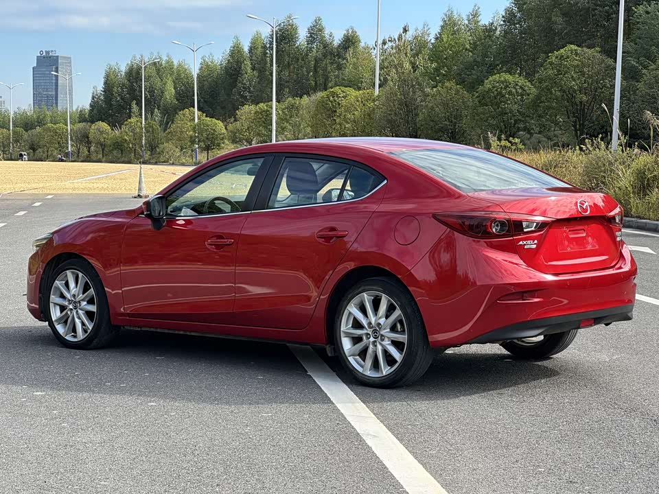 Mazda 3 Angkesaila