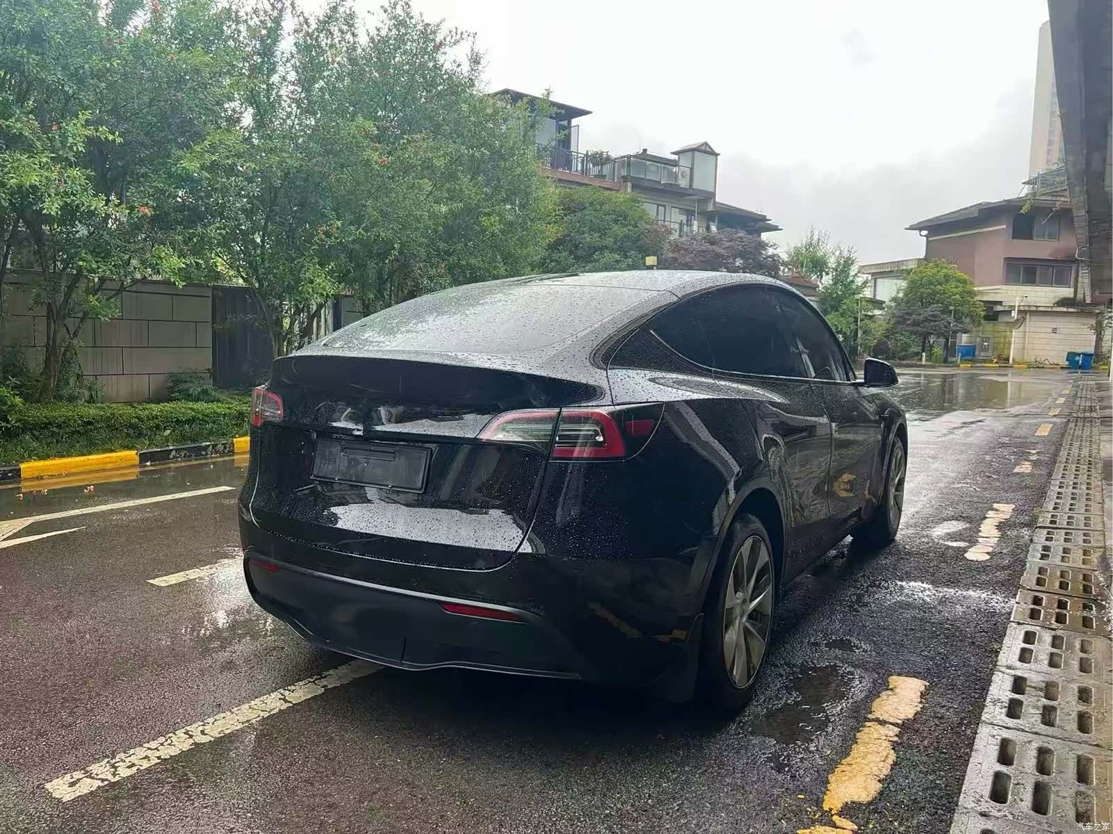 Tesla Model Y, 2022 9