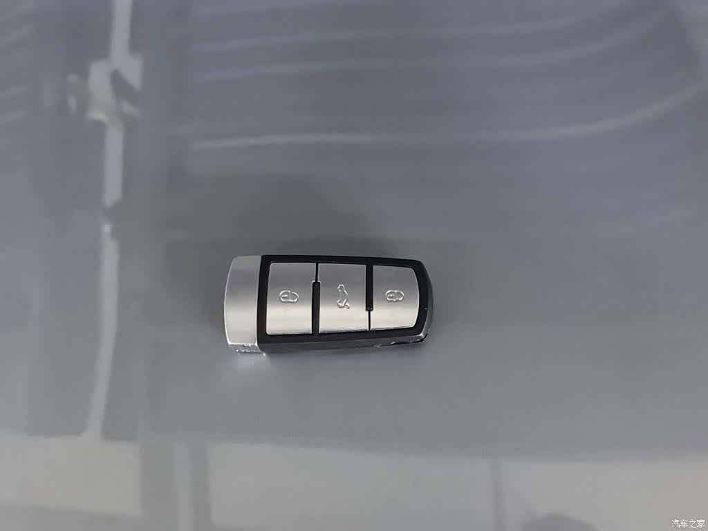 Volkswagen CC, 2012 19