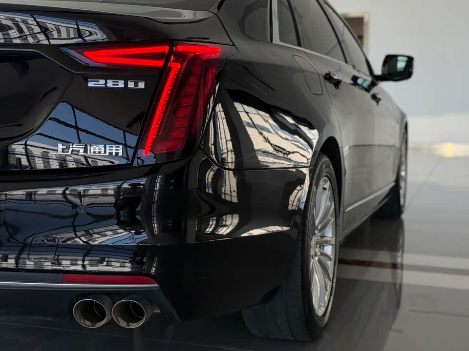 Cadillac CT6