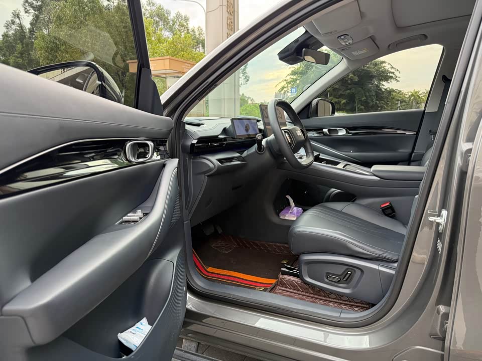 Geely Galaxy Galaxy E5