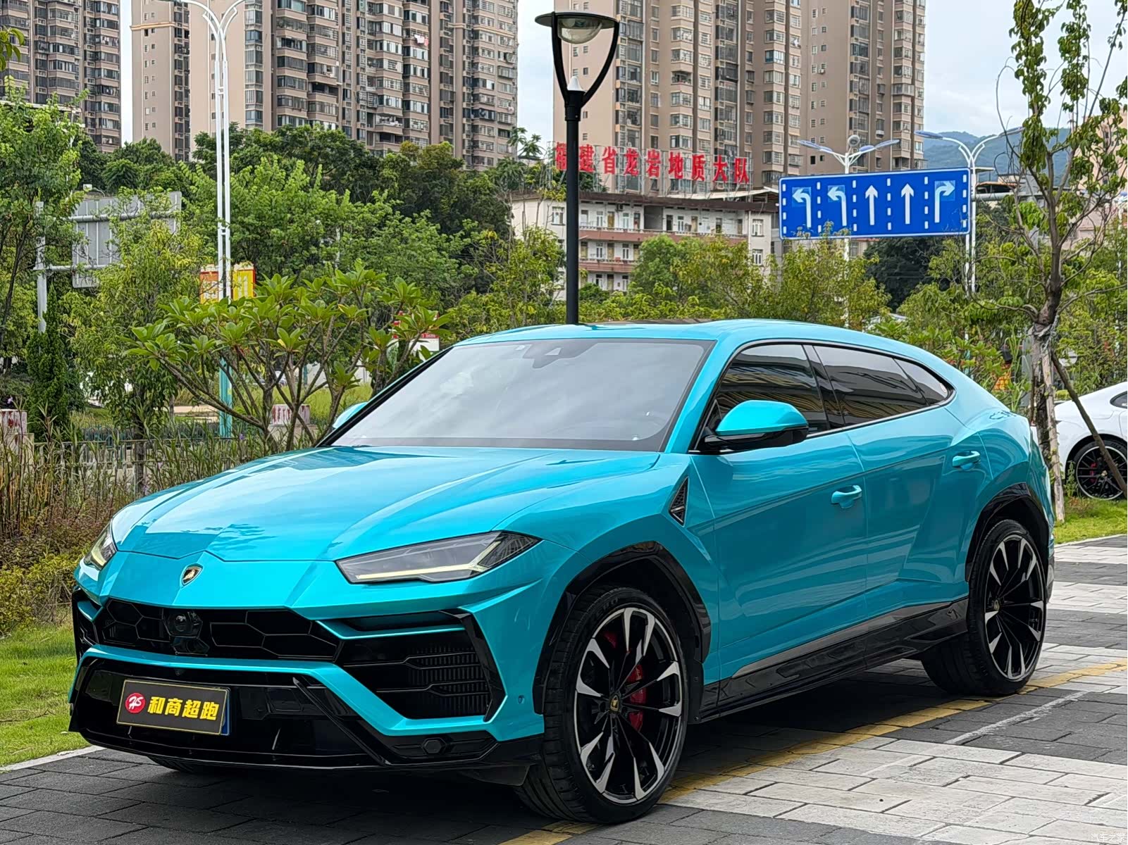 Lamborghini Urus, 2019 2