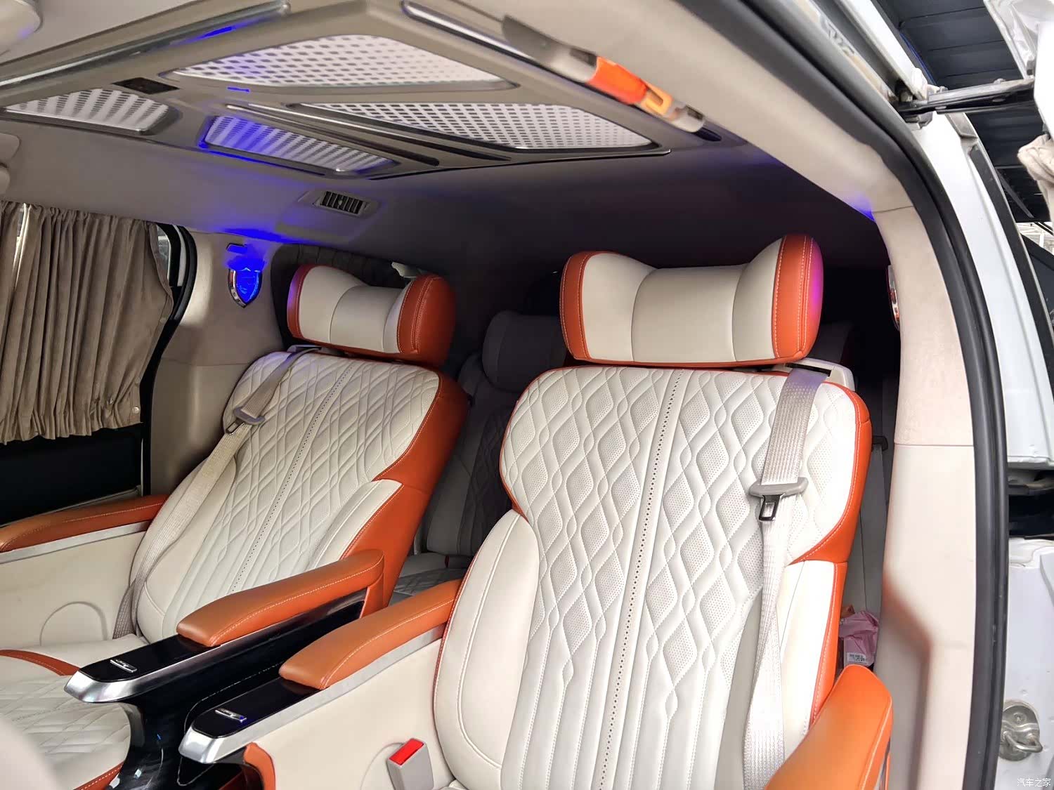 Buick GL8, 2021 все фото