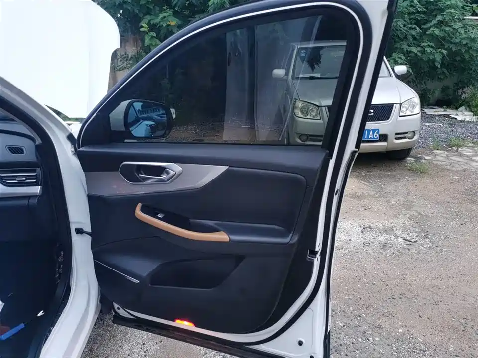 BAIC Beijing X7
