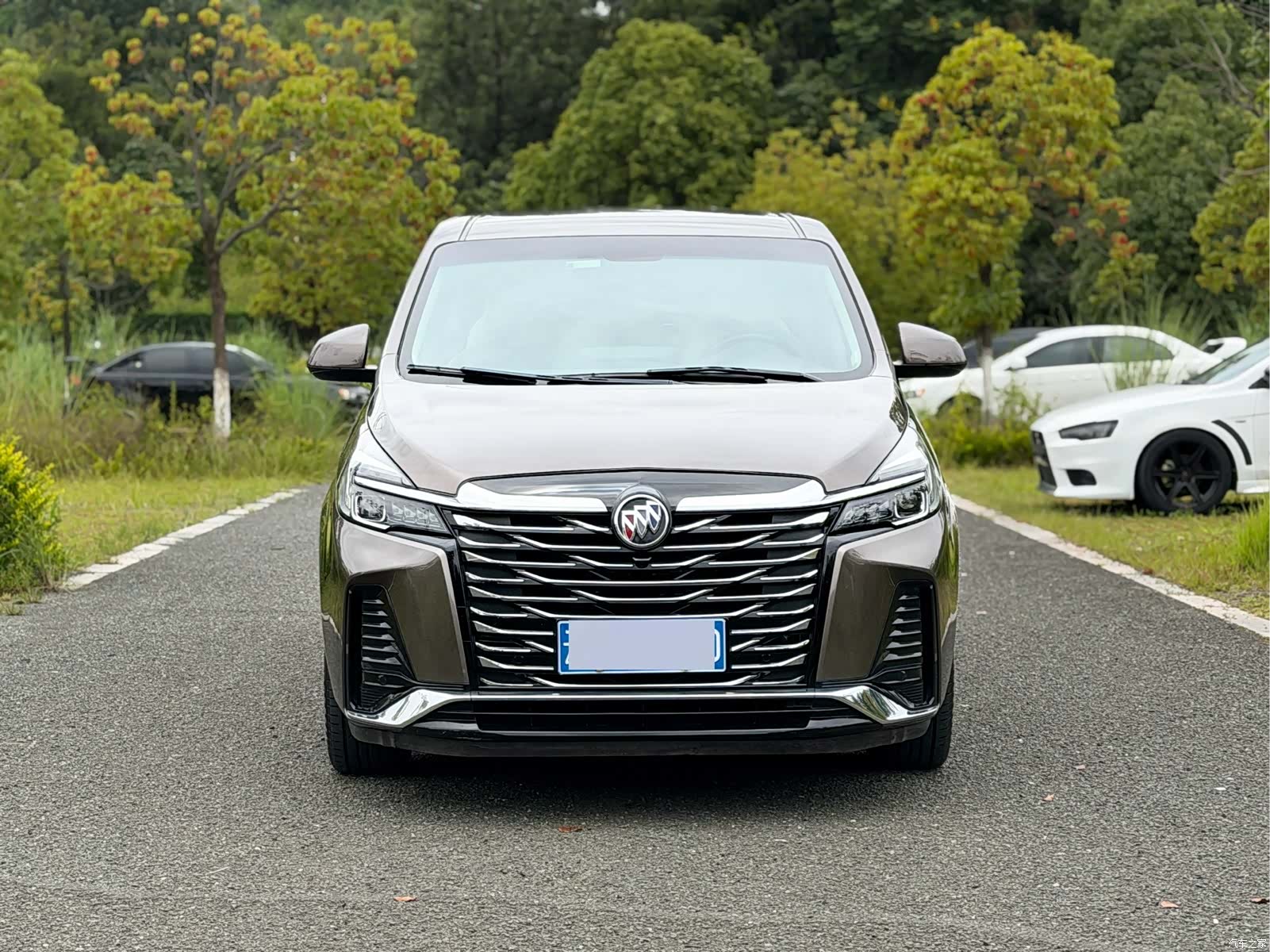 Buick GL8, 2023 2