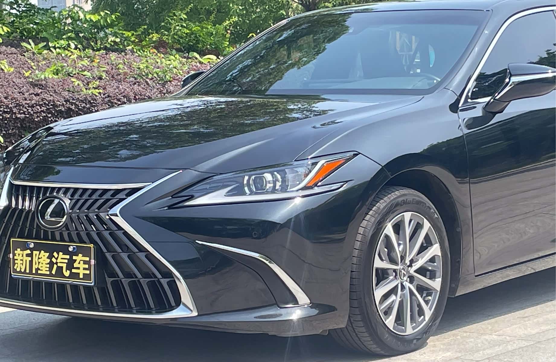 Lexus ES, 2023 23