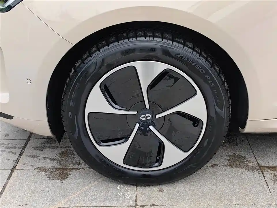 HarmonyOS Ask the world M5