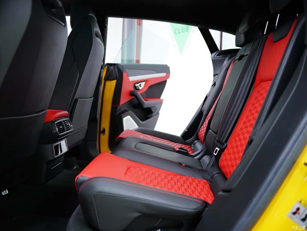 Lamborghini Urus, 2021 44