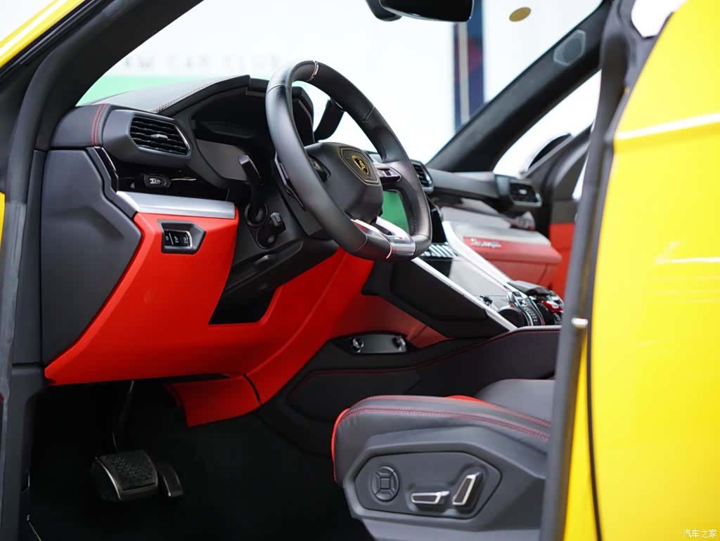 Lamborghini Urus, 2021 33