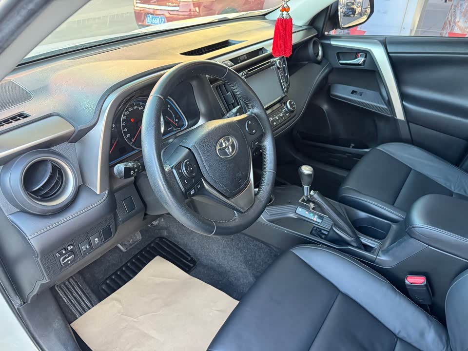 Toyota RAV4 Rongfang