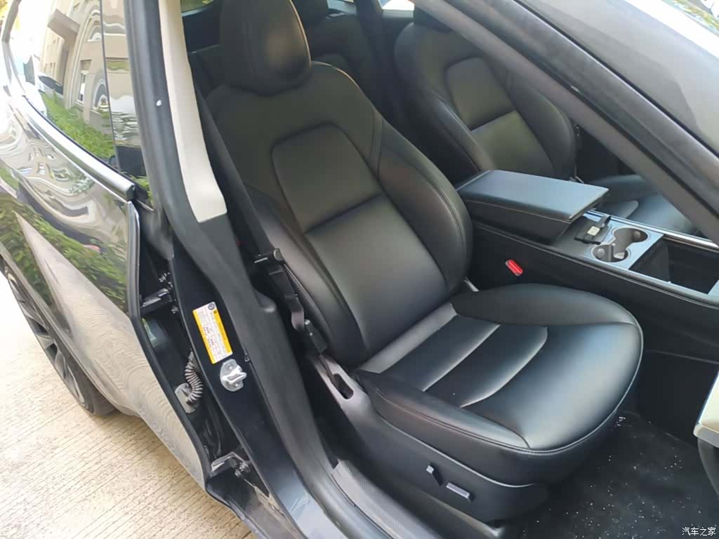Tesla Model Y, 2024 25