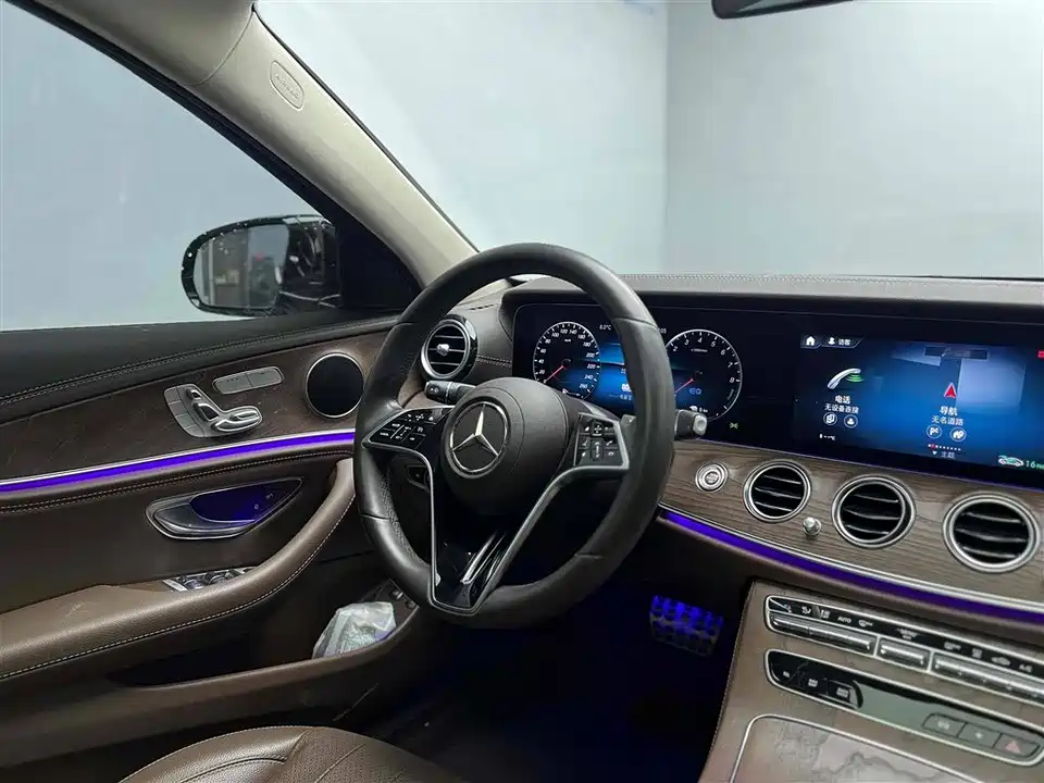 Mercedes-Benz E-class Mercedes-Benz E-class