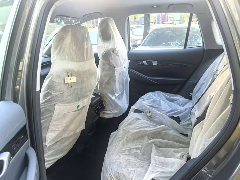 Geely Galaxy Galaxy E5