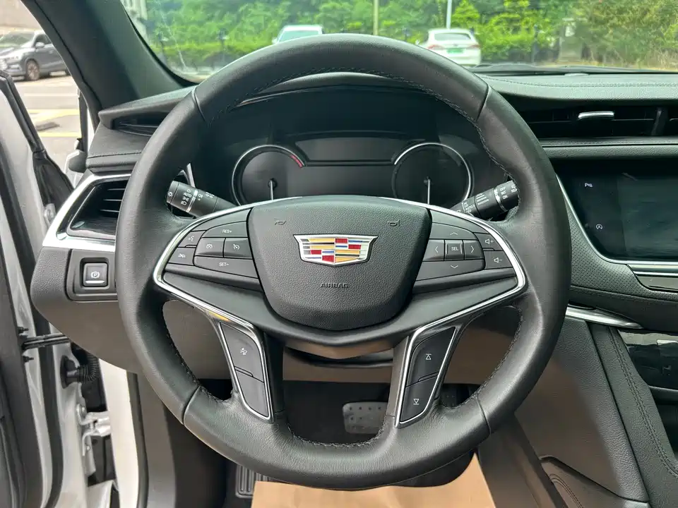 Cadillac XT5