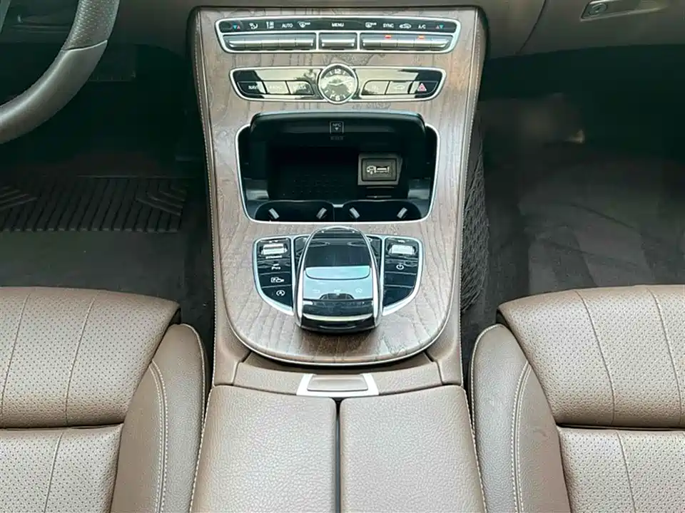 Mercedes-Benz E-class Mercedes-Benz E-class