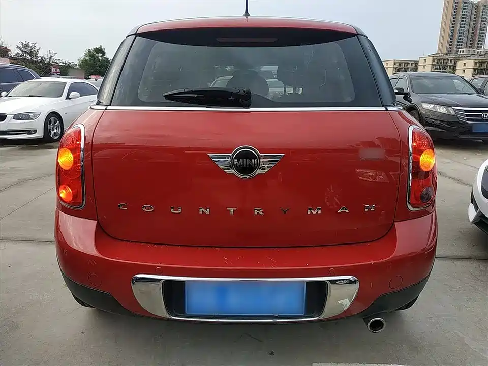 MINI COUNTRYMAN