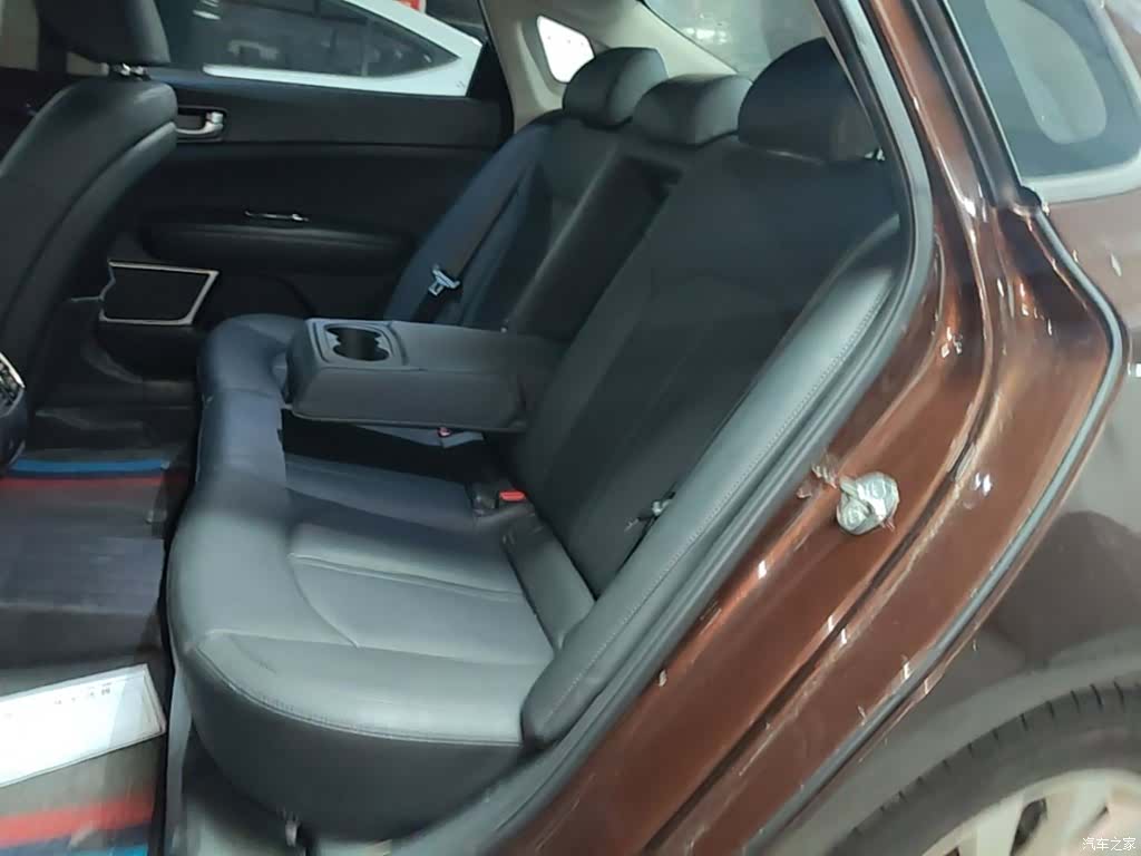 Kia K5, 2015 17