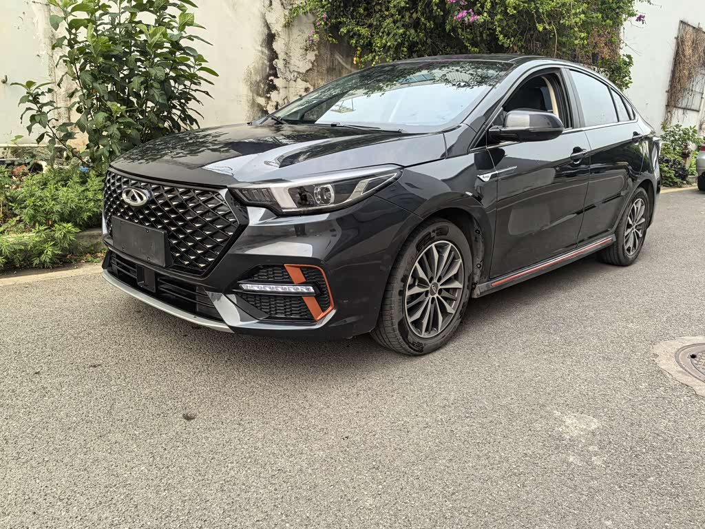 Chery 5 PLUS