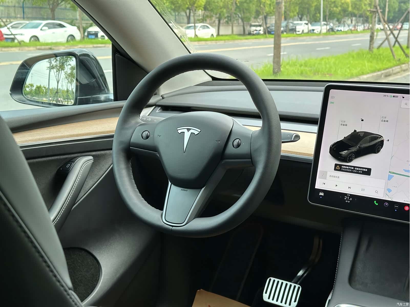 Tesla Model Y, 2021 17