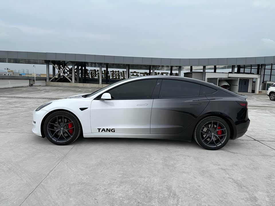 Tesla Model 3 Tesla Model 3