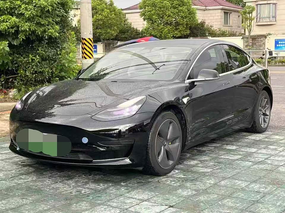 Tesla Model 3 Tesla Model 3