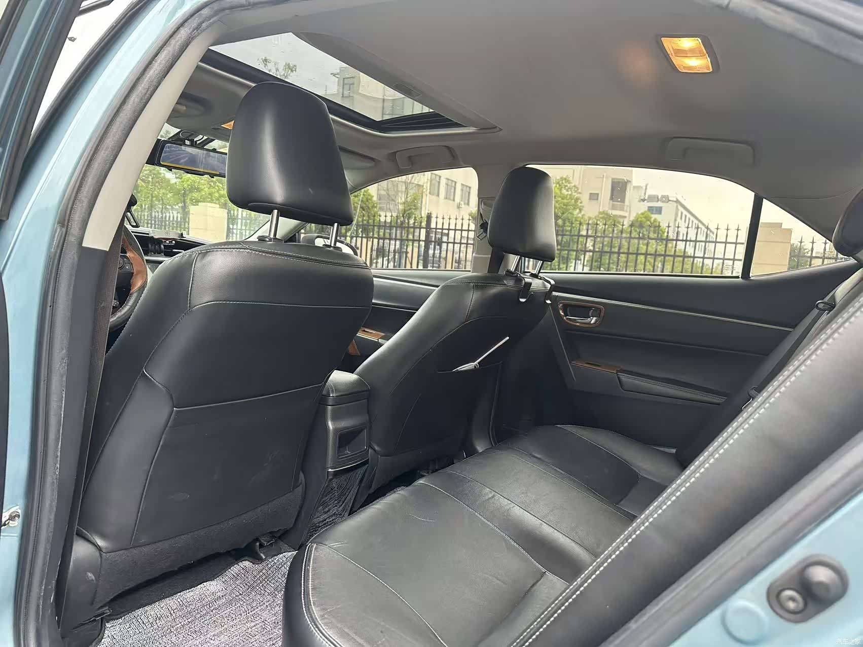 Toyota Corolla, 2015 6