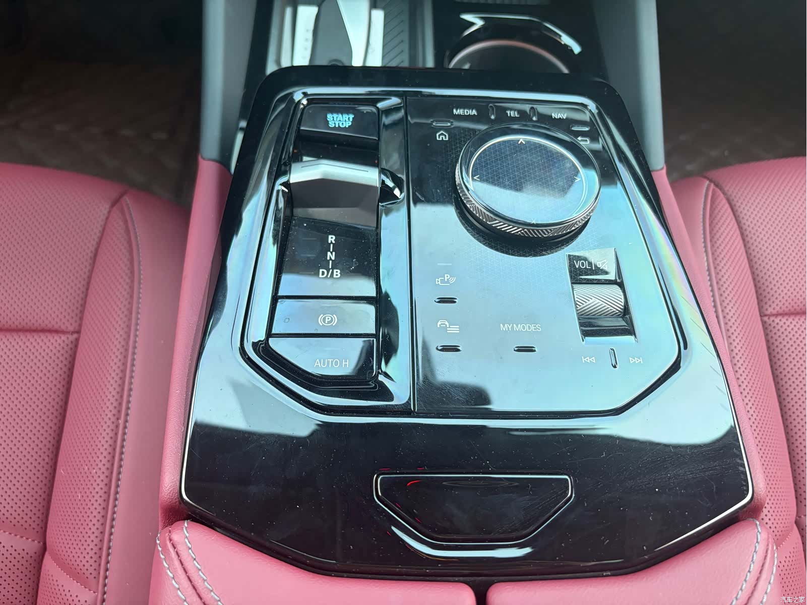 BMW i5, 2025 7