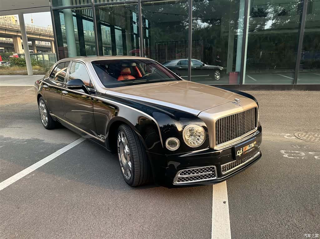 Bentley Mulsanne, 2013 2
