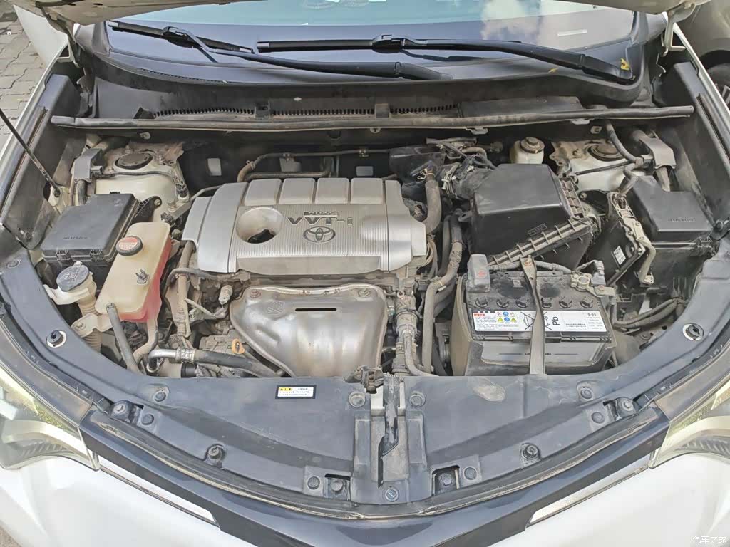 Toyota RAV4, 2018 11